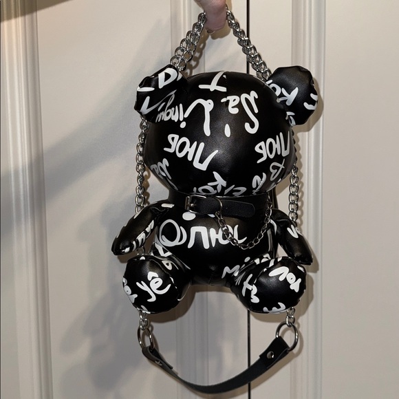 Graffiti Bear Phone Shoulder or Top Handle Bag - Picture 7 of 7